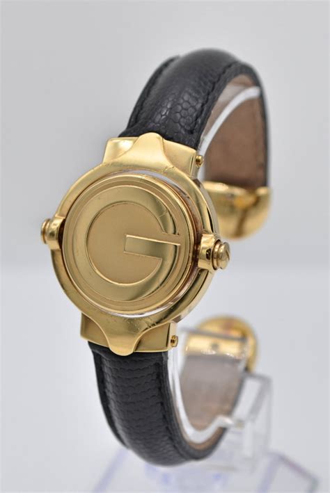 gucci flip face watch